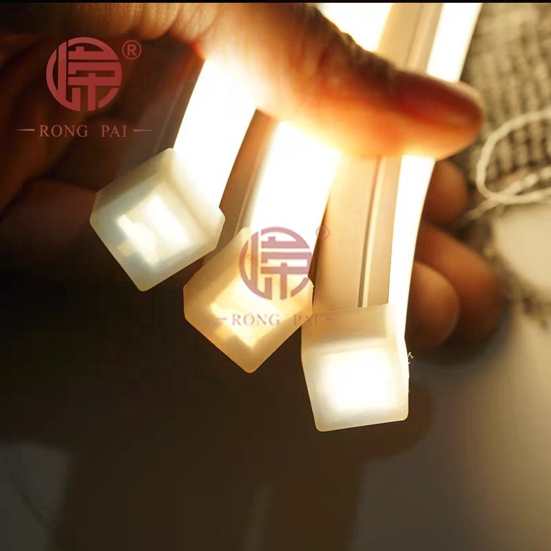 硅膠燈帶對比傳統光源的優(yōu)點-常州嶸牌橡塑制品有限公司